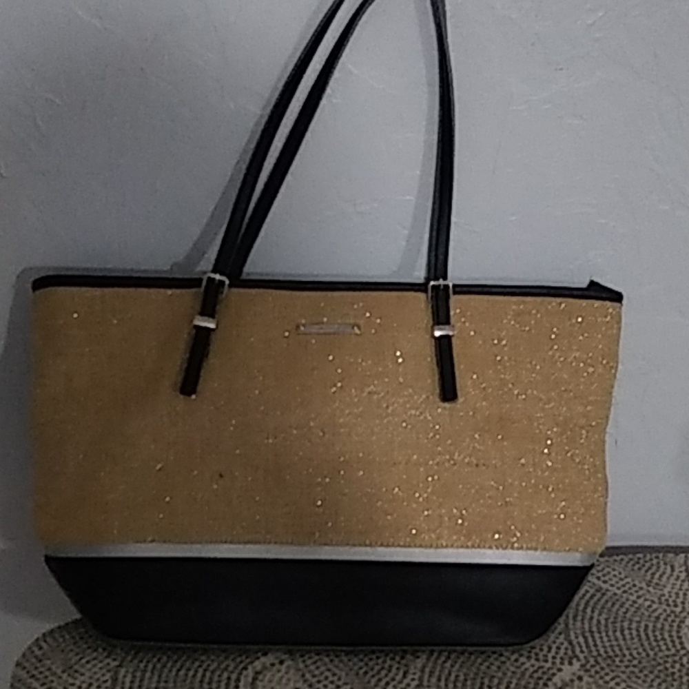 Large tote - Picture 2 of 4